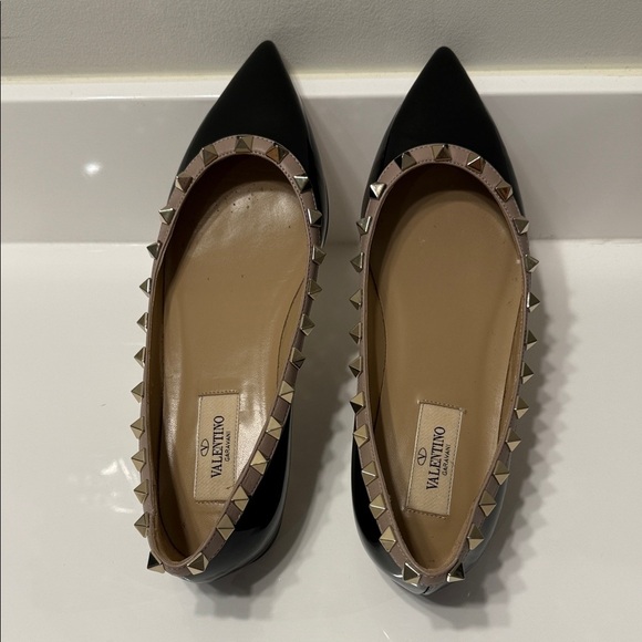VALENTINO GARAVANI Rockstud leather point-toe flats - Picture 8 of 11